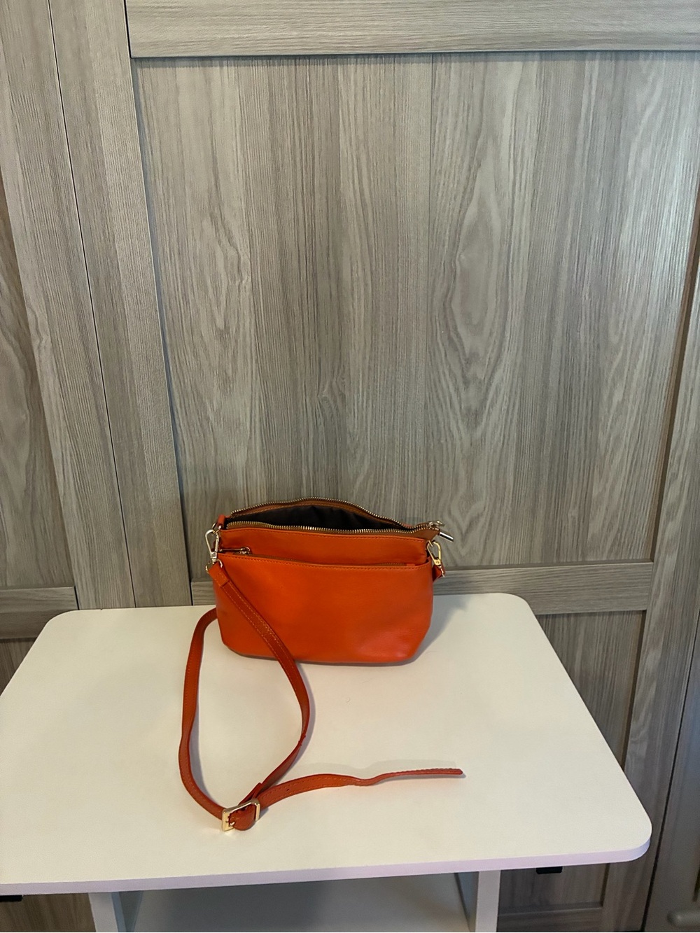 Divina Firenze orange leather handbag
